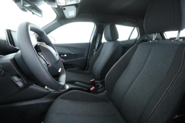 Peugeot 2008 image 3