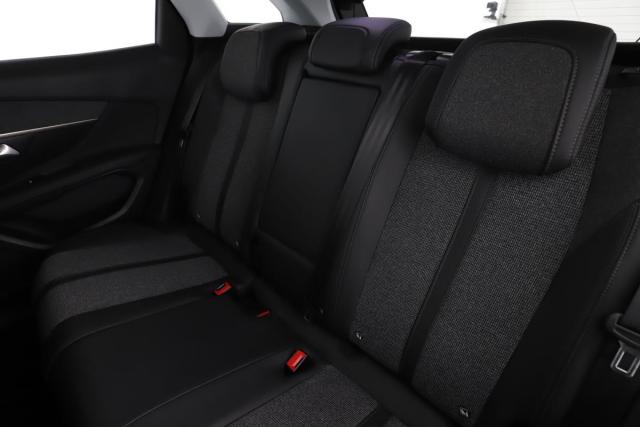 Peugeot 3008 image 1