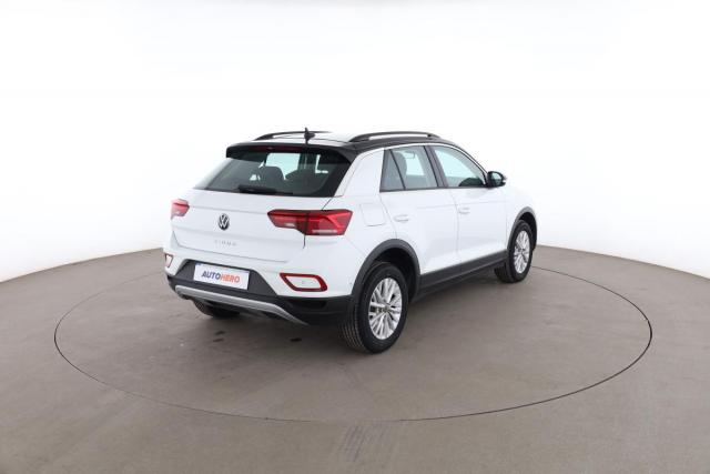 Volkswagen T-Roc image 1
