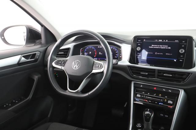Volkswagen T-Roc image 7