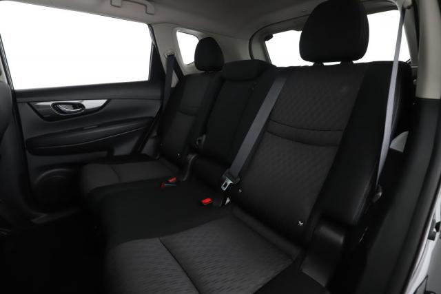 Nissan X-Trail image 3