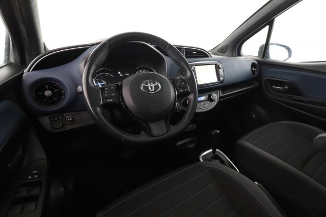 Toyota Yaris image 6