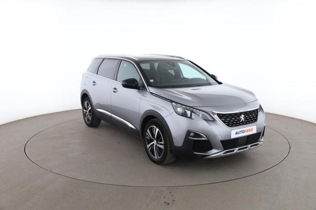 Peugeot 5008 image 1