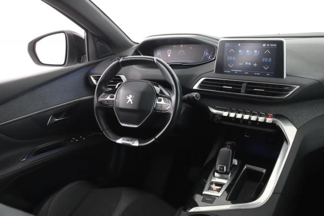 Peugeot 5008 image 8