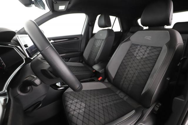 Volkswagen T-Roc image 2