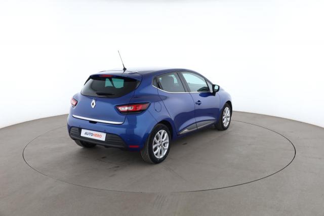 Renault Clio image 9