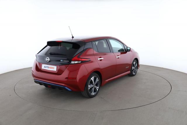 Nissan Leaf image 8