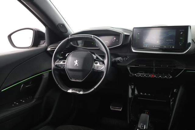 Peugeot 2008 image 7