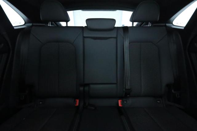 Audi Q3 Sportback image 9