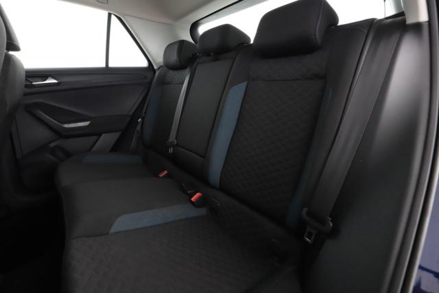 Volkswagen T-Roc image 6