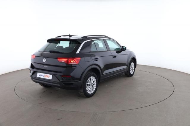 Volkswagen T-Roc image 3