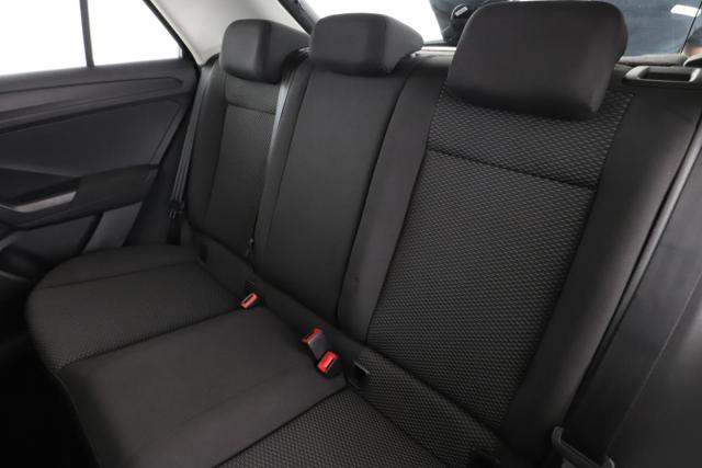Volkswagen T-Roc image 2