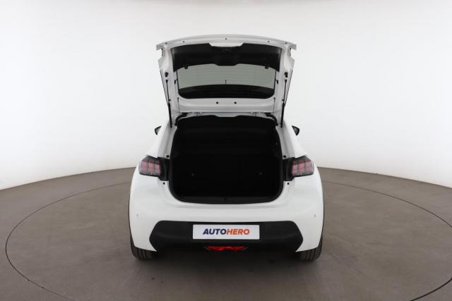 Peugeot 208 image 4