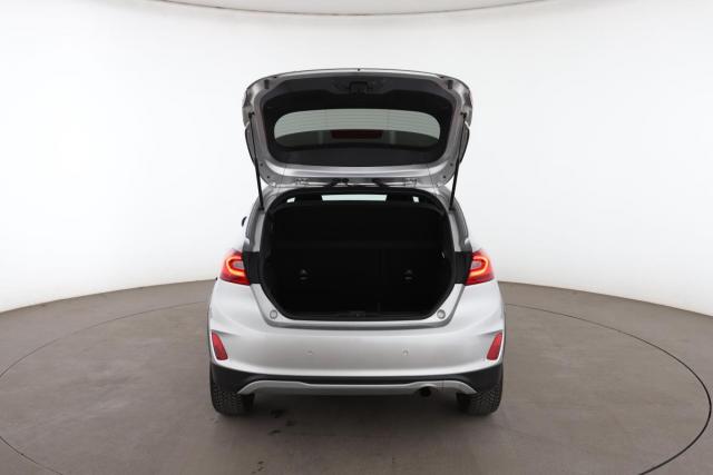 Ford Fiesta image 9