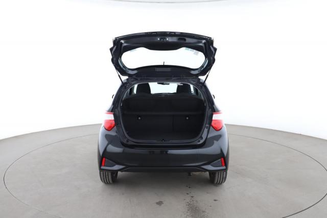 Toyota Yaris image 9