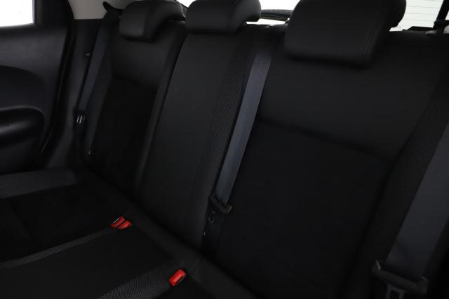 Nissan Juke image 2