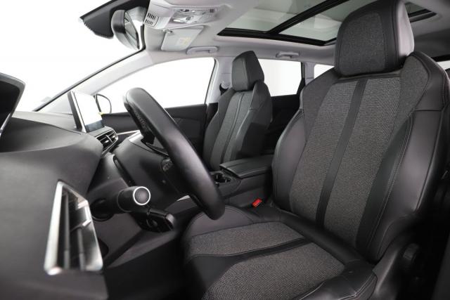 Peugeot 5008 image 8