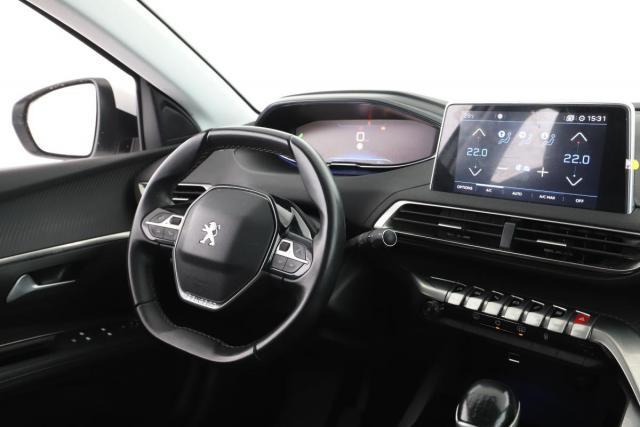 Peugeot 5008 image 1