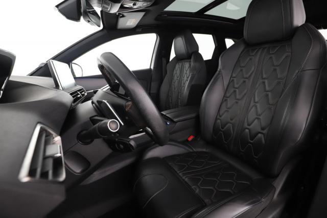 Peugeot 3008 image 1
