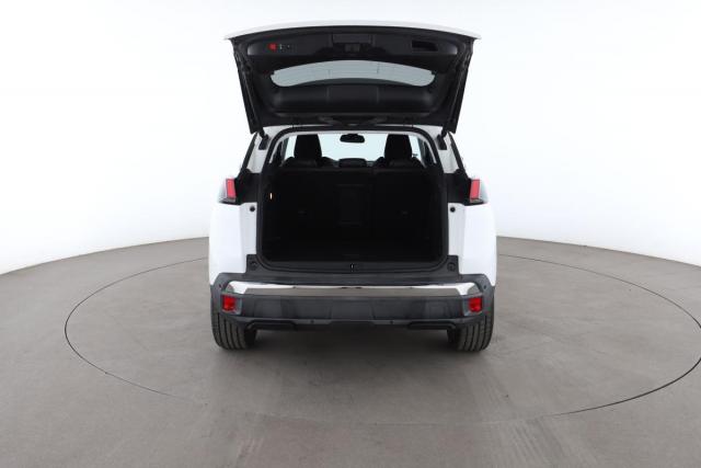 Peugeot 3008 image 3