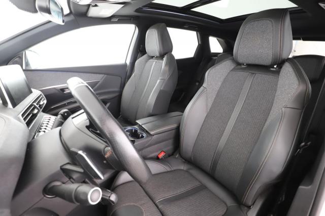 Peugeot 3008 image 6