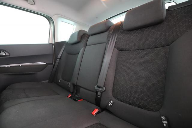 Peugeot 3008 image 9