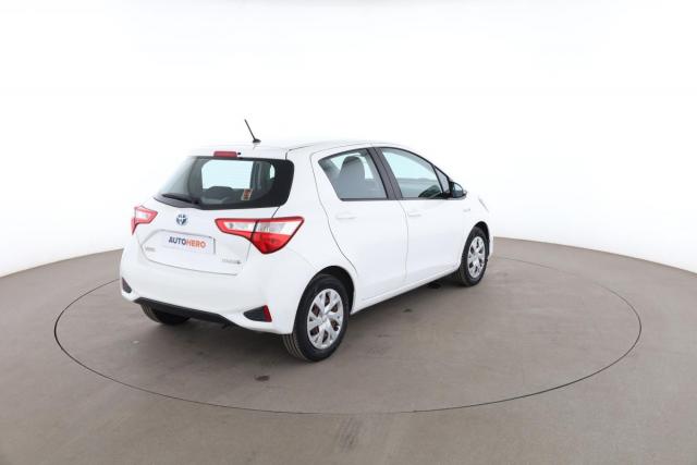Toyota Yaris image 8
