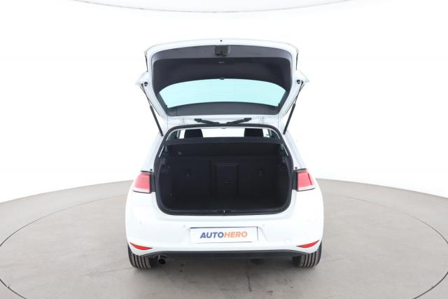 Volkswagen Golf image 3
