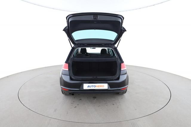 Volkswagen Golf image 1