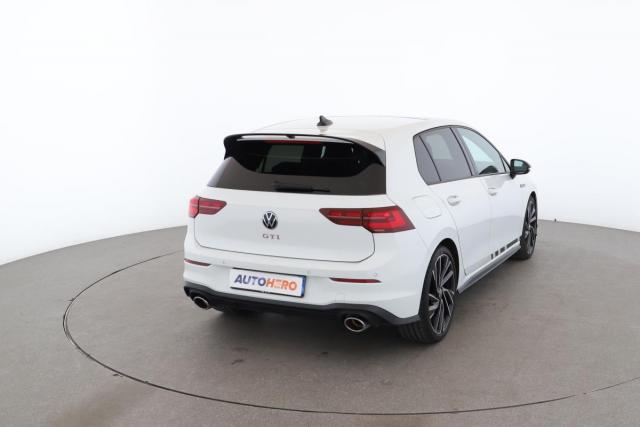 Volkswagen Golf image 6
