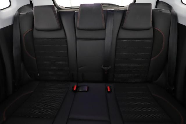 Peugeot 2008 image 7