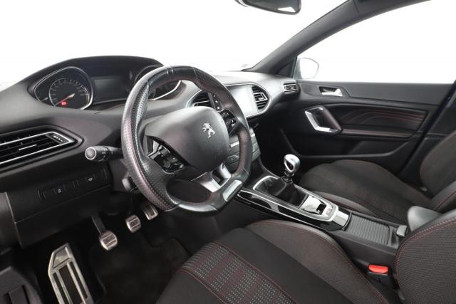 Peugeot 308 image 7