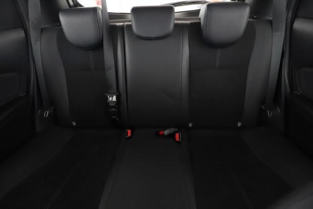 Toyota Yaris image 3
