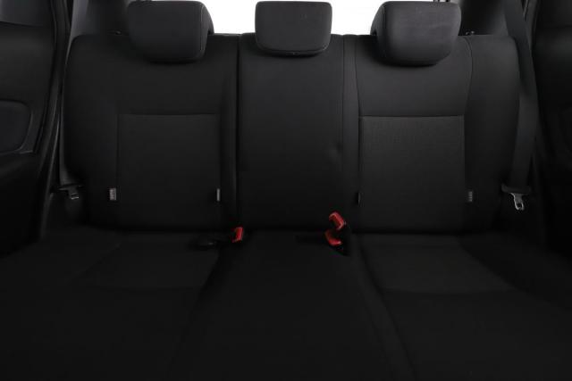 Toyota Yaris image 6