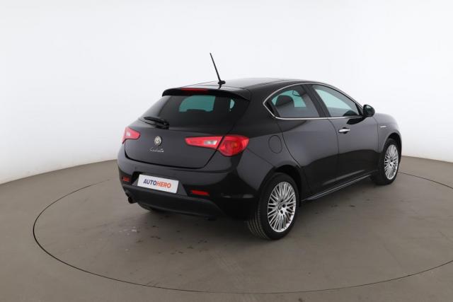 Alfa Romeo Giulietta image 1