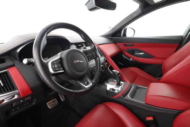 Jaguar E-Pace image 4