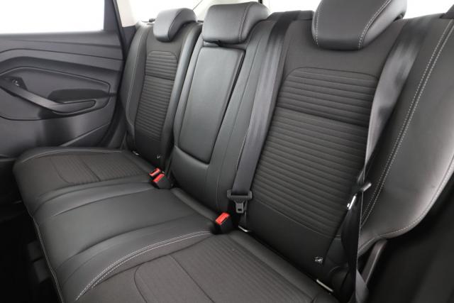 Ford Kuga image 1