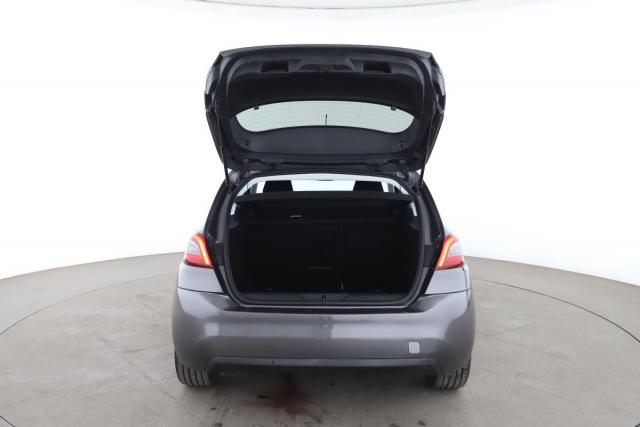 Peugeot 308 image 6