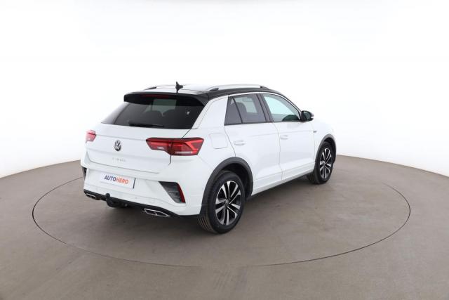 Volkswagen T-Roc image 2