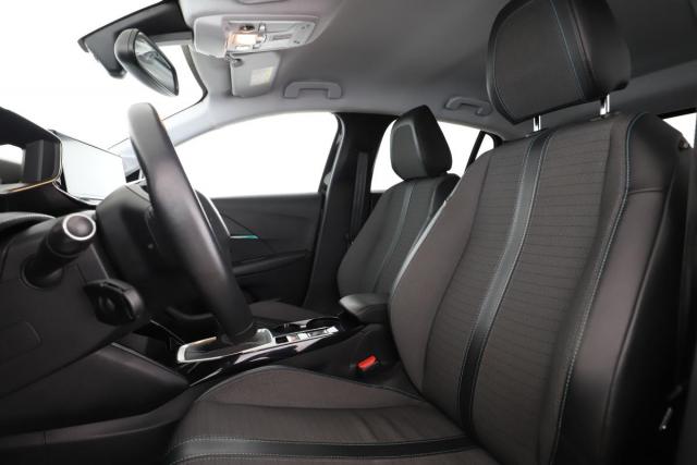 Peugeot 208 image 5