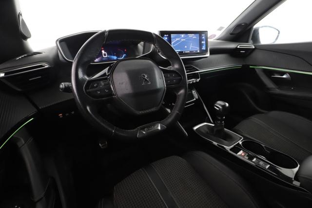 Peugeot 2008 image 5