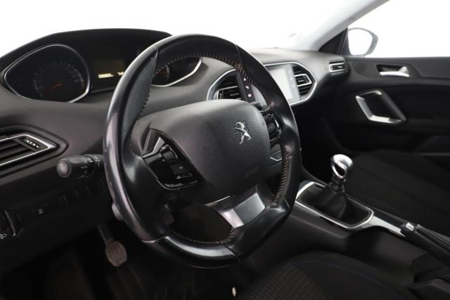 Peugeot 308 image 5