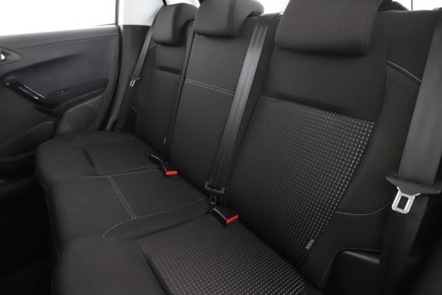 Peugeot 208 image 4