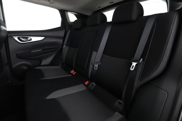 Nissan Qashqai image 1