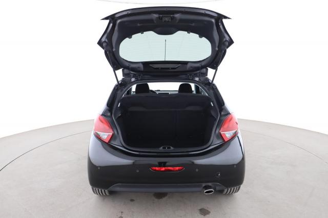 Peugeot 208 image 4