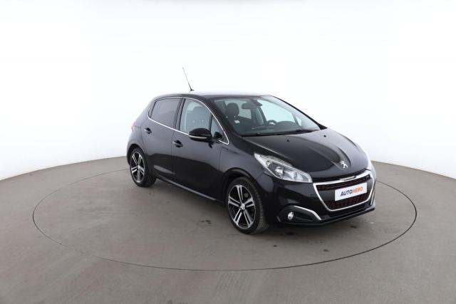 Peugeot 208 image 7