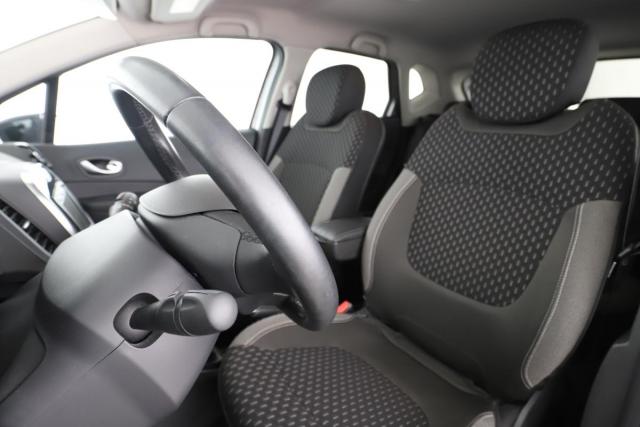 Renault Captur image 9