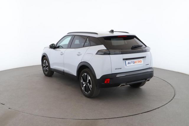 Peugeot 2008 image 2