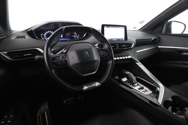 Peugeot 3008 image 1