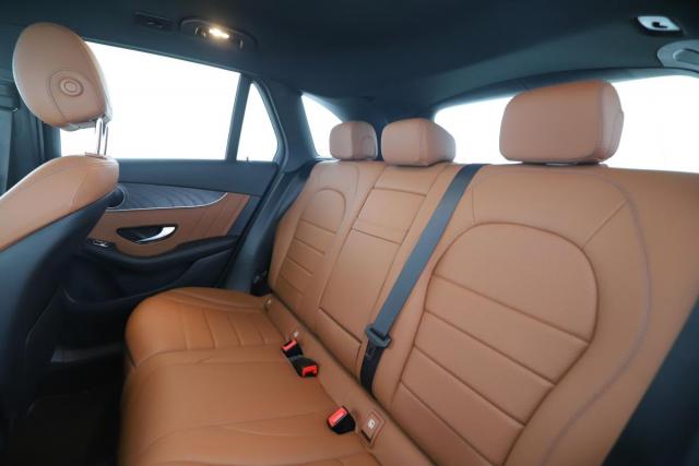 Mercedes Benz Glc image 4